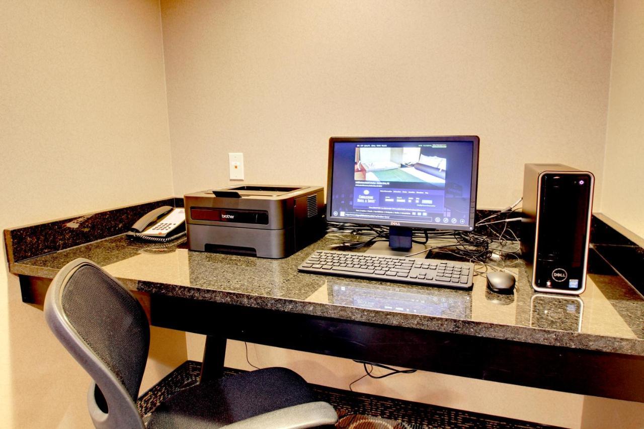 Stanton Inn And Suites Bagian luar foto
